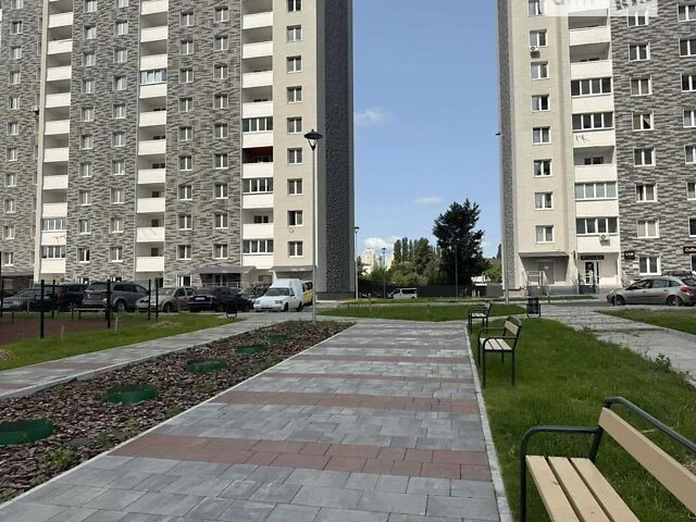 Продаж 1к квартири 52 кв. м на вул. Коноплянська 22Б • ID 34