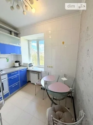 Продаж 2к квартири 43 кв. м на вул. Деревлянська 21 • ID 348