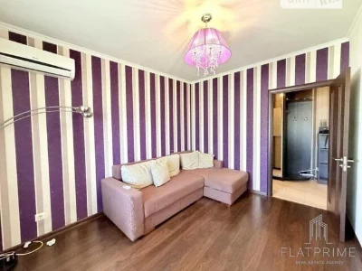 Продаж 2к квартири 43 кв. м на вул. Деревлянська 21 • ID 348