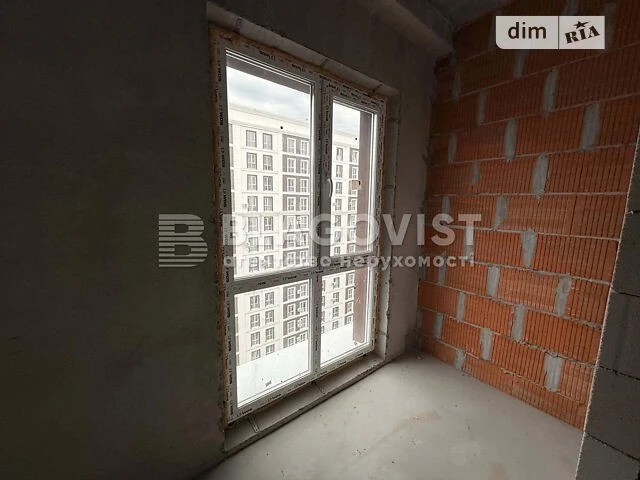 Продаж 2к квартири 61 кв. м на вул. Михайла Максимовича 24 •