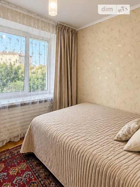 Продаж 3к квартири 68 кв. м на шосе Харківське 21/6 • ID 348