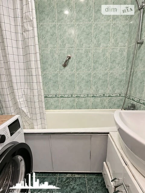 Продаж 3к квартири 68 кв. м на шосе Харківське 21/6 • ID 348