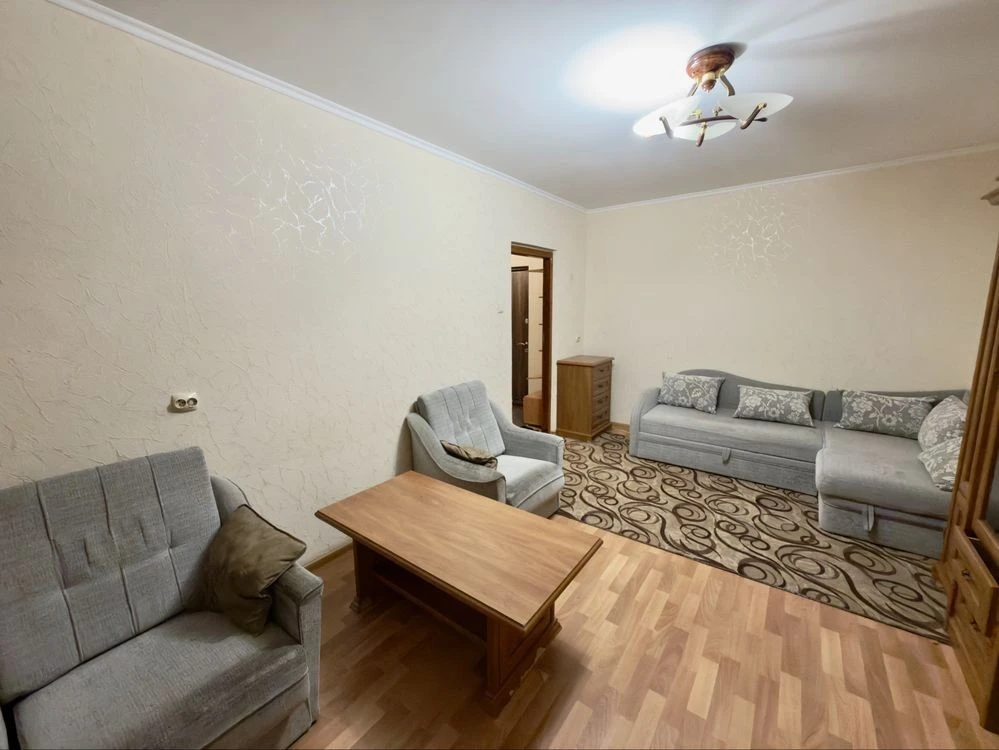 Продаж 1к квартири 45 кв. м на вул. Драгоманова 8 • ID 34832