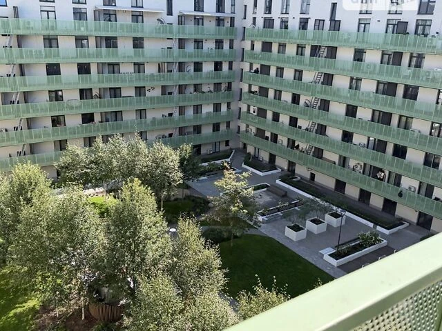 Продаж 3к квартири 88 кв. м на вул. Набережно-Рибальська дор