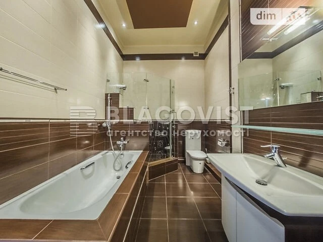 Продаж 3к квартири 100 кв. м на вул. Тарасівська 30 • ID 348