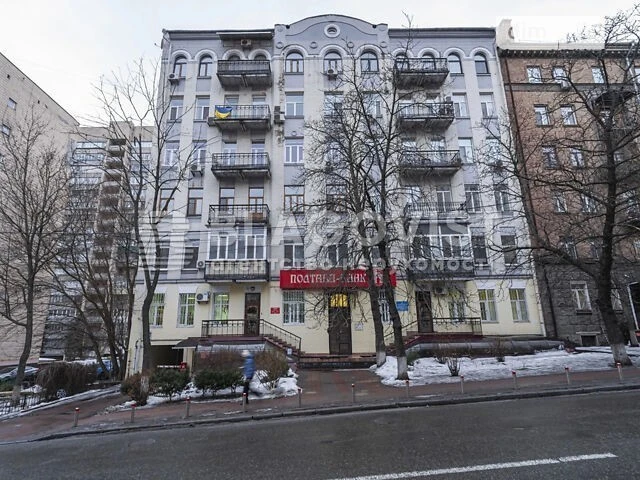 Продаж 3к квартири 100 кв. м на вул. Тарасівська 30 • ID 348