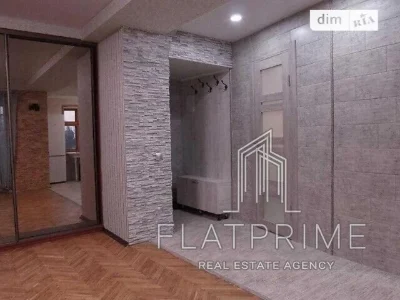 Продаж 1к квартири 29.3 кв. м на просп. Берестейський 12 • I