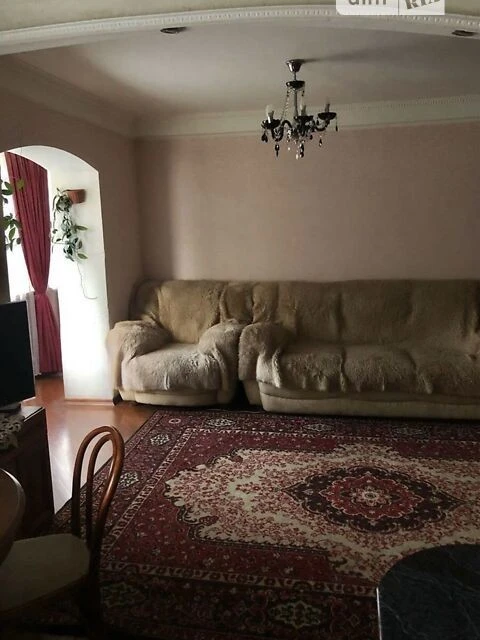 Продаж 2к квартири 46 кв. м на вул. Василівська 8 • ID 34831