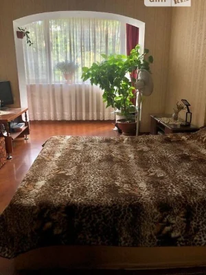 Продаж 2к квартири 46 кв. м на вул. Василівська 8 • ID 34831