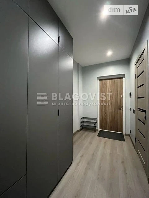 Продаж 1к квартири 41.7 кв. м на бул. Тадея Рильського 1 • I