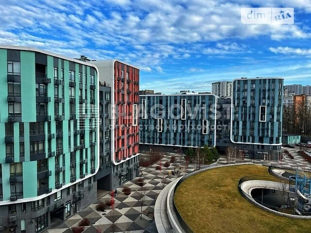 Продаж 1к квартири 41.7 кв. м на бул. Тадея Рильського 1 • I