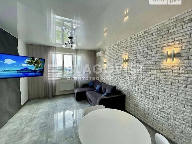 Продаж 1к квартири 53 кв. м на вул. Теремківська 3 • ID 3483