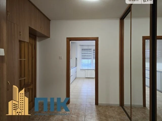 Продаж 3к квартири 105 кв. м на просп. Миколи Бажана 36 • ID