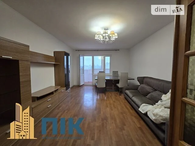 Продаж 3к квартири 105 кв. м на просп. Миколи Бажана 36 • ID