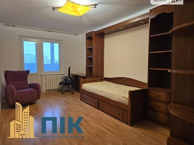 Продаж 3к квартири 105 кв. м на просп. Миколи Бажана 36 • ID