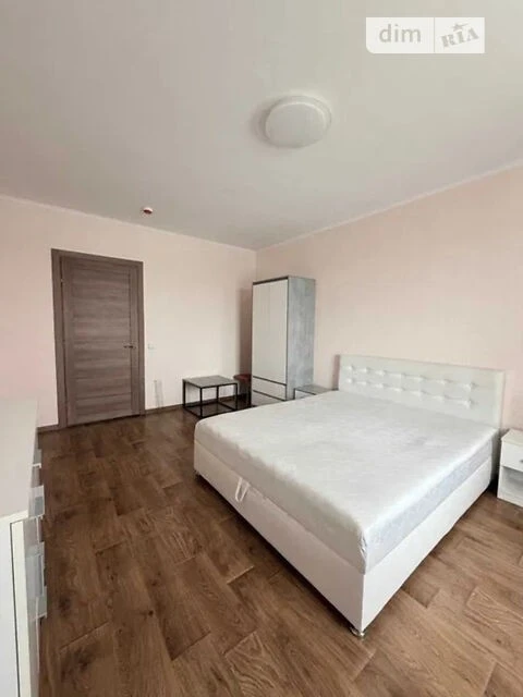 Продаж 2к квартири 78 кв. м на вул. Ревуцького 54 • ID 34831