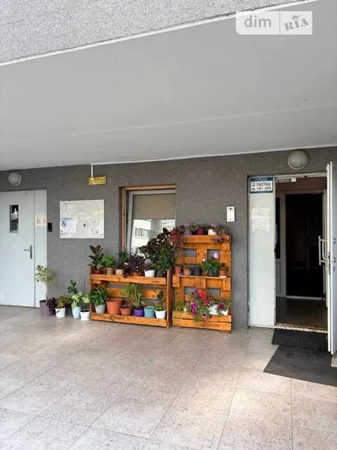 Продаж 2к квартири 78 кв. м на вул. Ревуцького 54 • ID 34831