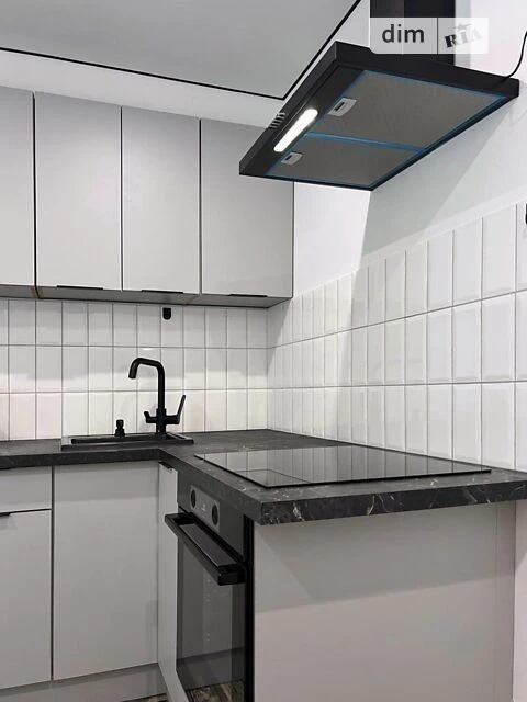 Продаж 1к квартири 33.8 кв. м на просп. Оболонський 31 • ID