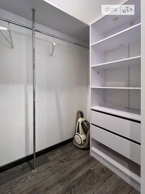 Продаж 1к квартири 33.8 кв. м на просп. Оболонський 31 • ID