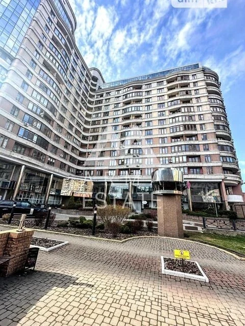 Продаж 2к квартири 96 кв. м на вул. Жилянська 59 • ID 348309