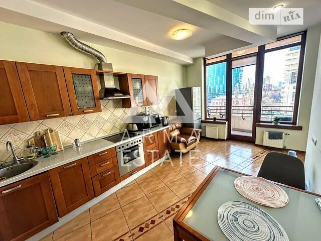Продаж 2к квартири 96 кв. м на вул. Жилянська 59 • ID 348309