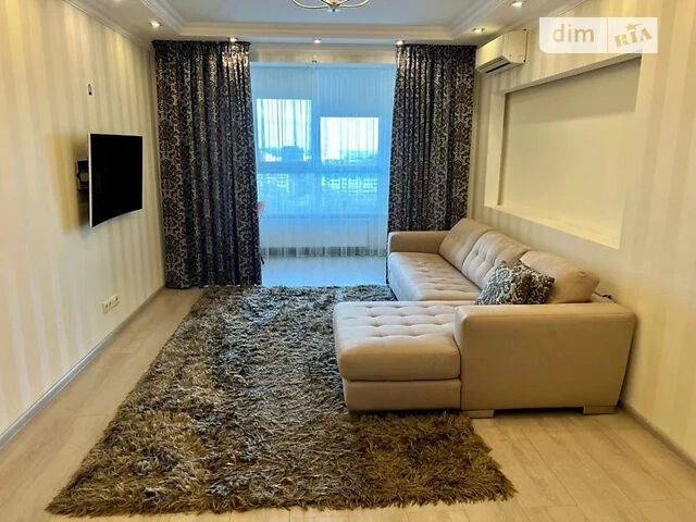 Продаж 2к квартири 85 кв. м на пров. Коломийський 17/31А • I