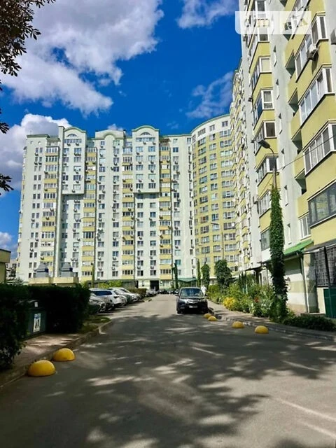 Продаж 2к квартири 85 кв. м на пров. Коломийський 17/31А • I