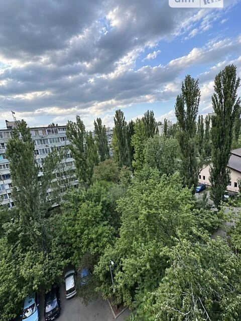 Продаж 2к квартири 47 кв. м на бул. Русанівський 9 • ID 3483