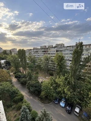 Продаж 2к квартири 47 кв. м на бул. Русанівський 9 • ID 3483