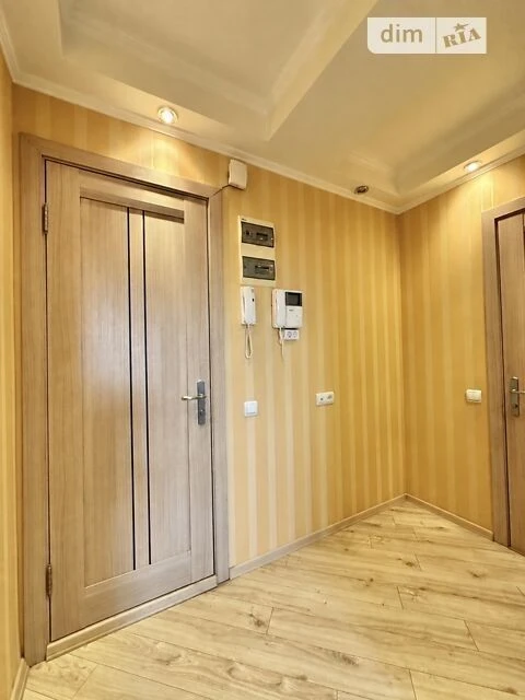 Продаж 2к квартири 47 кв. м на бул. Русанівський 9 • ID 3483