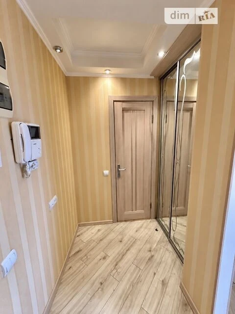 Продаж 2к квартири 47 кв. м на бул. Русанівський 9 • ID 3483