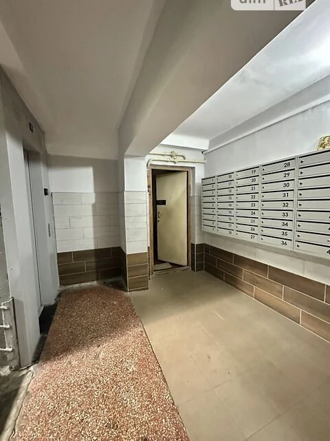 Продаж 2к квартири 47 кв. м на бул. Русанівський 9 • ID 3483
