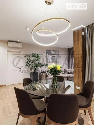 Продаж 2к квартири 78 кв. м на вул. Маккейна Джона 7 • ID 34