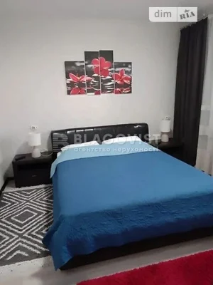 Продаж 3к квартири 70 кв. м на вул. Наталії Ужвій 8 • ID 348