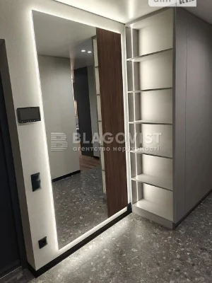 Продаж 2к квартири 49.3 кв. м на вул. Михайла Максимовича 32