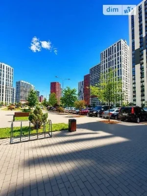 Продаж 3к квартири 80 кв. м на просп. Європейського Союзу 51