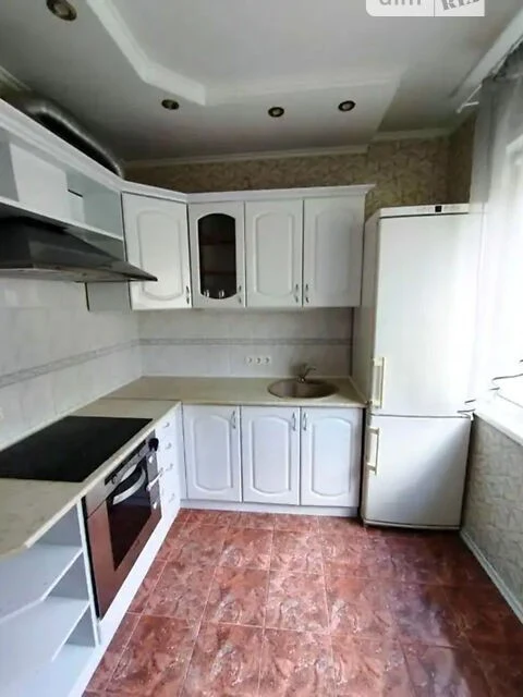 Продаж 3к квартири 73 кв. м на пров. Квітневий 12 • ID 34831