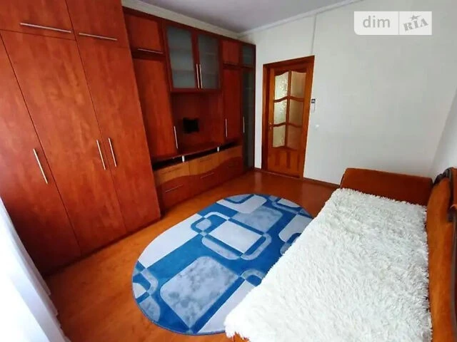 Продаж 3к квартири 73 кв. м на пров. Квітневий 12 • ID 34831