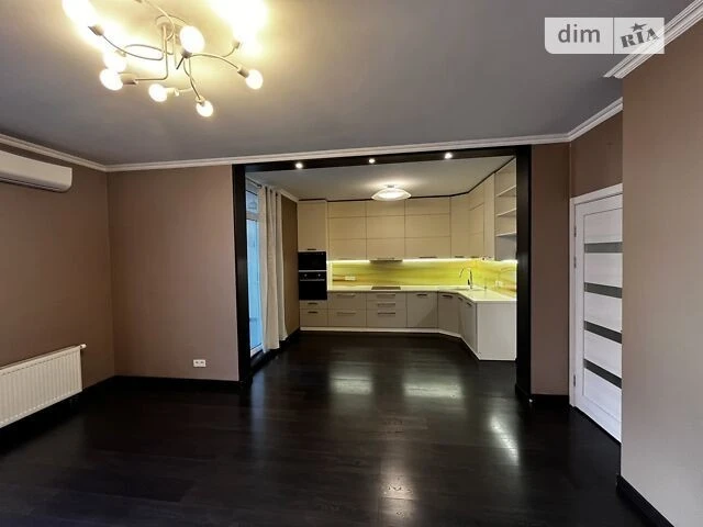 Продаж 3к квартири 83 кв. м на вул. Регенераторна 4 • ID 348