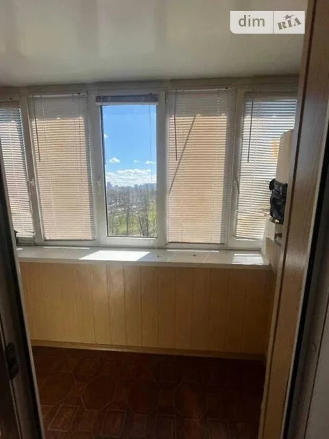 Продаж 3к квартири 60 кв. м на просп. Павла Тичини 21 • ID 3