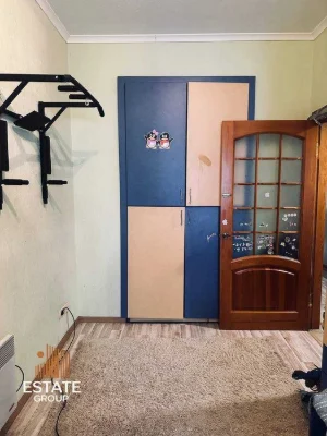 2-room apartment for sale, Vladimir Antonovych 18.