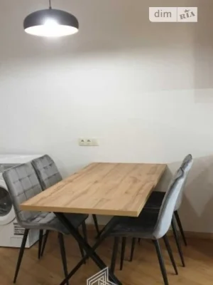 Продаж 1к квартири 54 кв. м на просп. Академіка Глушкова 9Г
