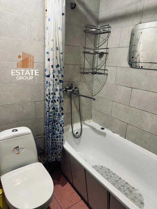 2-room apartment for sale, Vladimir Antonovych 18.