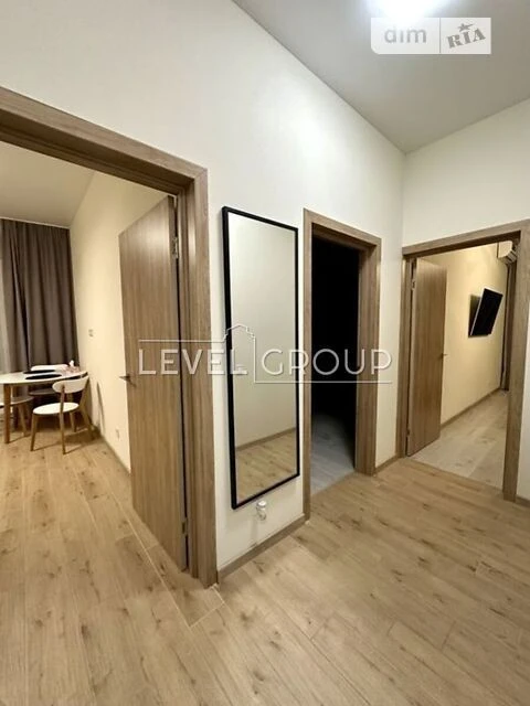 Продаж 2к квартири 75 кв. м на вул. Богатирська 32 • ID 3483