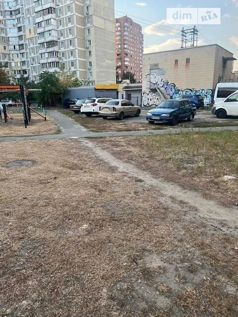 Продаж 1к квартири 42.9 кв. м на вул. Ревуцького 18 • ID 348