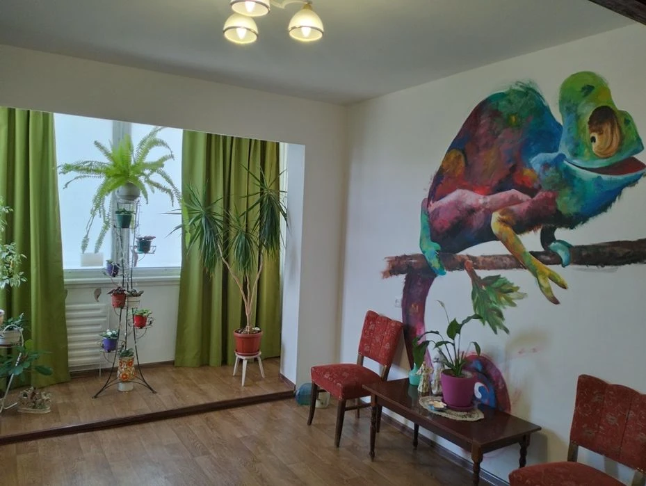Продаю 4-х ком.кв.6/9 ул.Академика Александрова