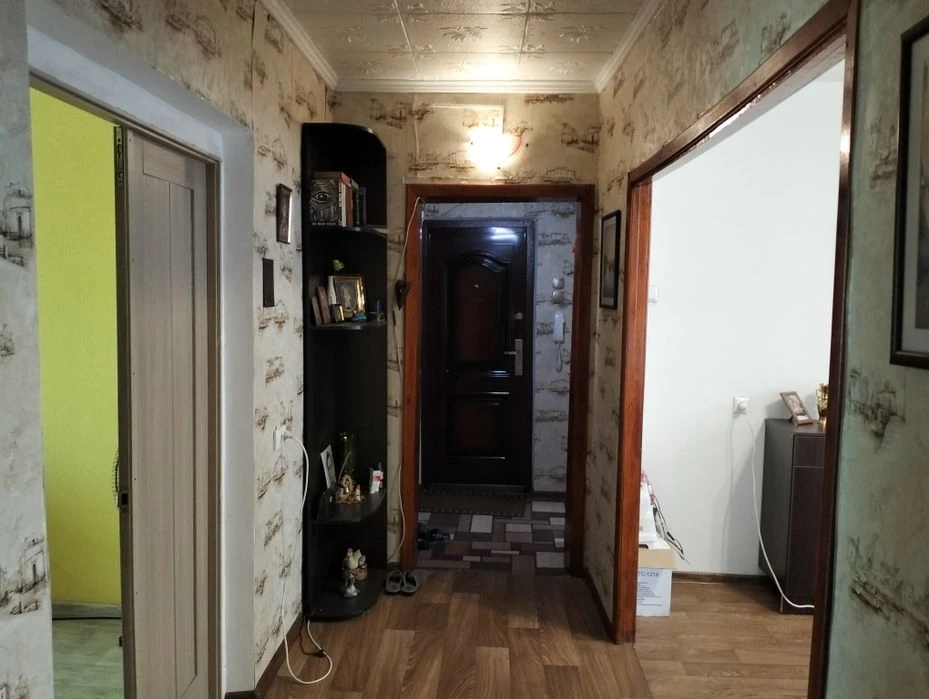 Продаю 4-х ком.кв.6/9 ул.Академика Александрова