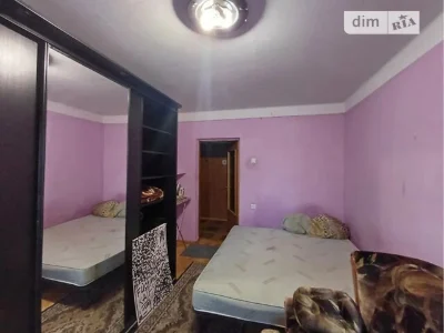 Здам в оренду кімнату на вул. Академіка Булаховського 30 дов