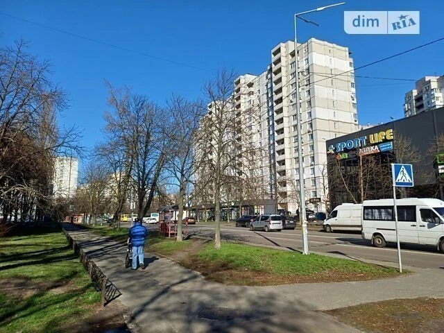 Здам в оренду кімнату на вул. Академіка Булаховського 30 дов