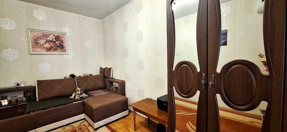 Продам 1 комнатную квартиру на Троещине